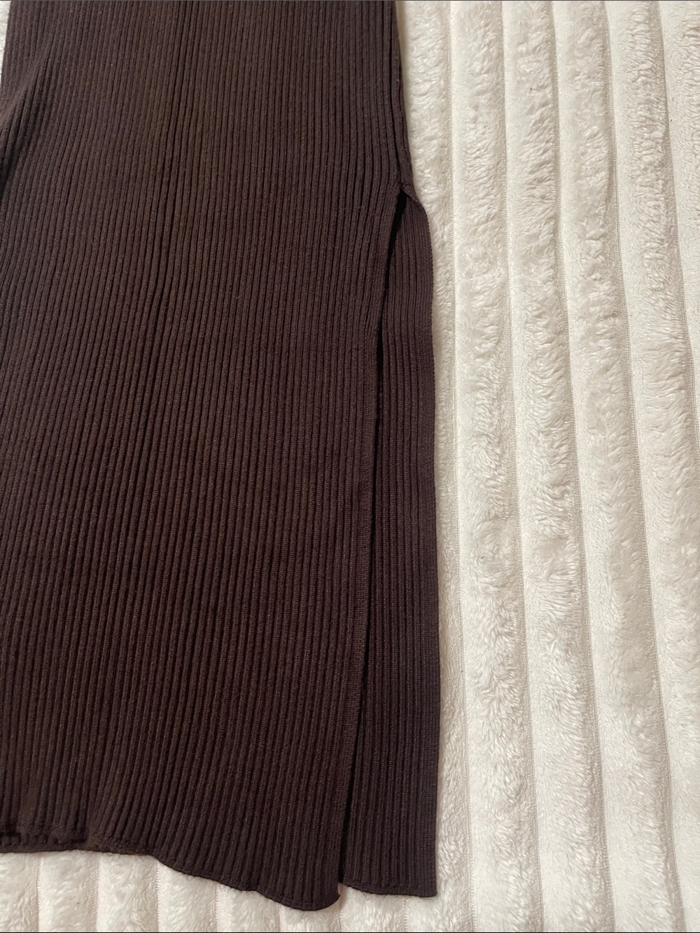 Abercrombie & Fitch Long Ribbed Maxi Dress in Dark Brown | Size Small TALL - Picture 2 of 8